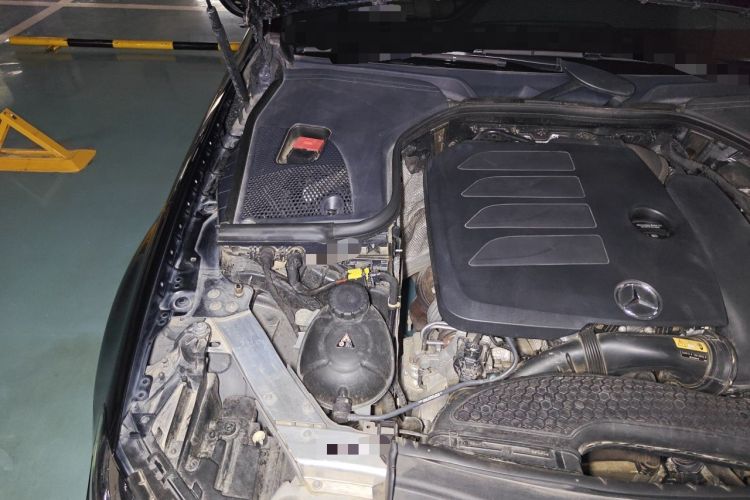 Used Mercedes-Benz E-Class 2020 Facelift E 260 L Sport Edition Engine Bay Right
