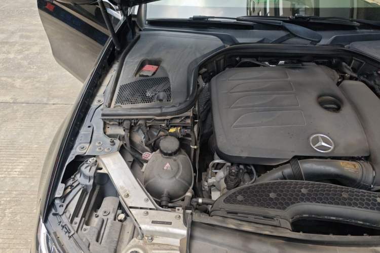 Used Mercedes-Benz E-Class 2020 E 300 L Stylish Model Engine Bay Right