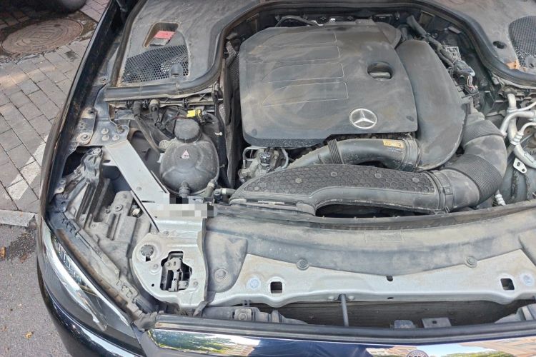 Used Mercedes-Benz E-Class 2020 E 300 L Luxury Model Engine Bay Right