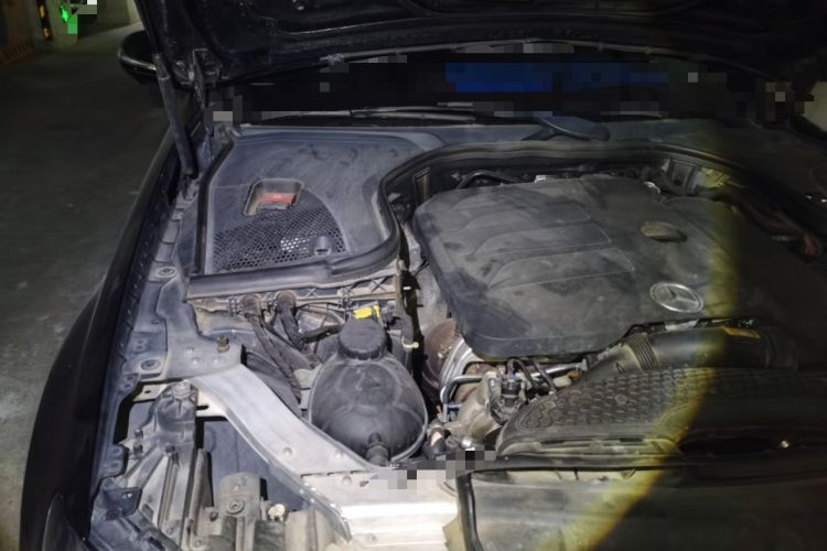 Used Mercedes-Benz E-Class 2020 E 300 L Luxury Model Engine Bay Right