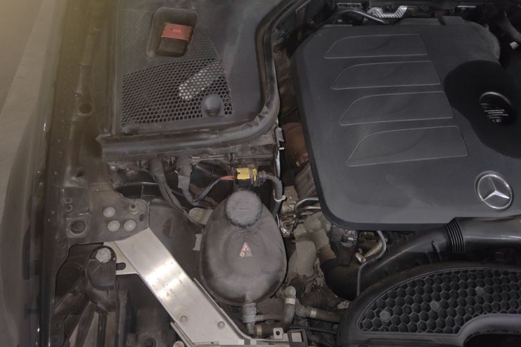 Used Mercedes-Benz E-Class 2020 E 300 L Luxury Model Engine Bay Right