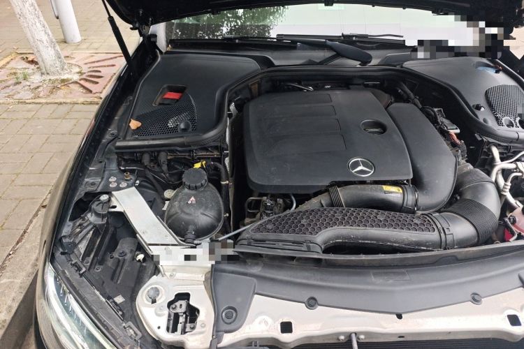 Used Mercedes-Benz E-Class 2020 E 260 L Engine Bay Right