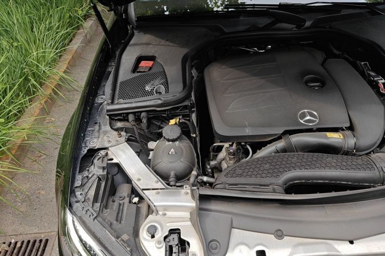 Used Mercedes-Benz E-Class 2020 Restyled E 300 L Sporty and Stylish Edition Engine Bay Right
