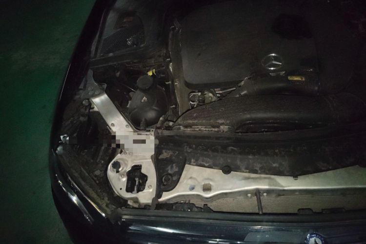 Used Mercedes-Benz E-Class 2020 E 300 L Luxury Model Engine Bay Right