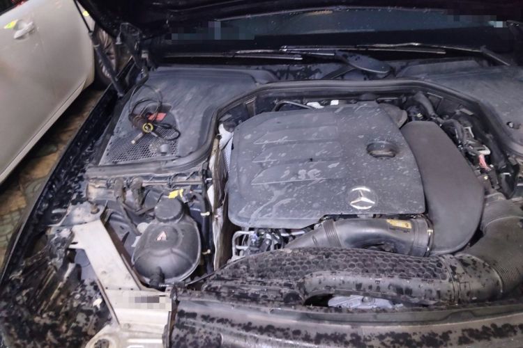 Used Mercedes-Benz E-Class 2020 E 260 L Engine Bay Right