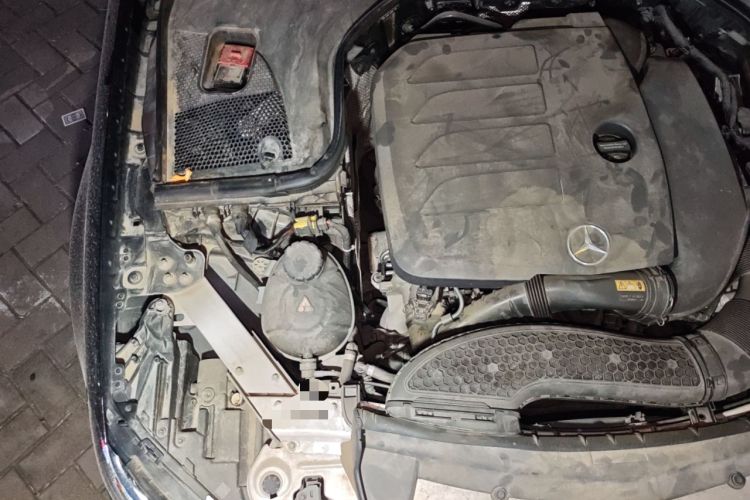 Used Mercedes-Benz E-Class 2020 Restyled E 300 L Sport Exclusive Edition Engine Bay Right