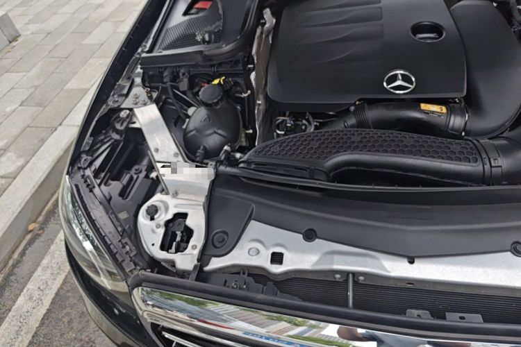 Used Mercedes-Benz E-Class 2020 E 300 L Luxury Model Engine Bay Right