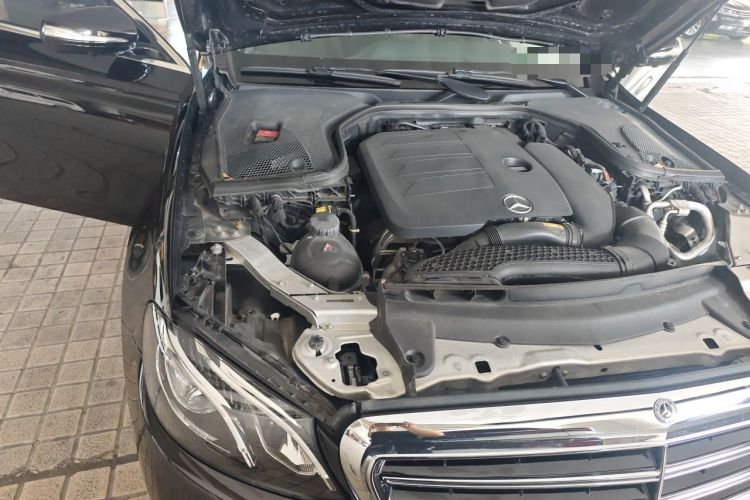 Used Mercedes-Benz E-Class 2020 E 300 L Stylish Model Engine Bay Right
