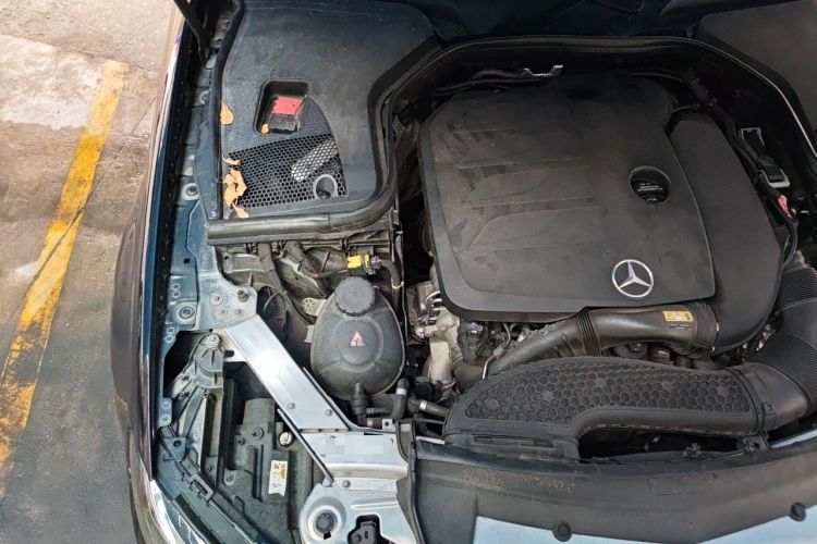 Used Mercedes-Benz E-Class 2020 Restyled E 300 L Exclusive Edition Engine Bay Right