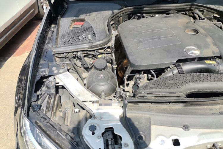 Used Mercedes-Benz E-Class 2020 Facelift E 300 L Stylish Edition Engine Bay Right