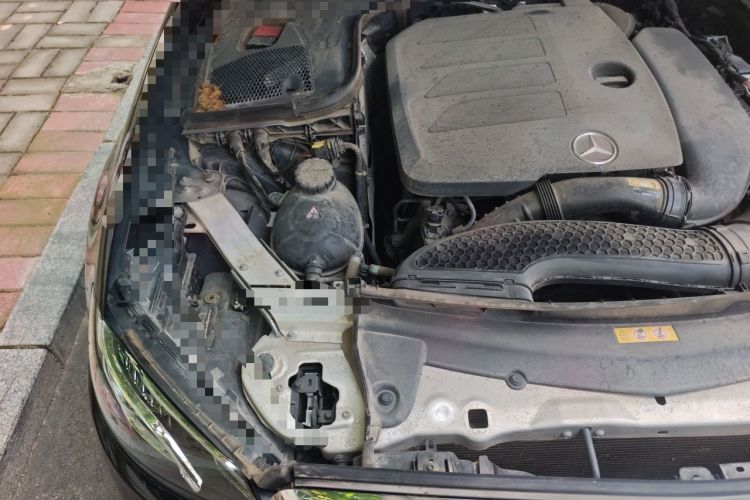 Used Mercedes-Benz E-Class 2020 Restyled E 300 L Exclusive Edition Engine Bay Right