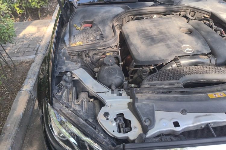 Used Mercedes-Benz E-Class 2020 E 300 L Luxury Model Engine Bay Right