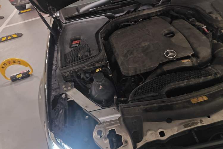 Used Mercedes-Benz E-Class 2020 Restyled E 300 L Sporty and Stylish Edition Engine Bay Right