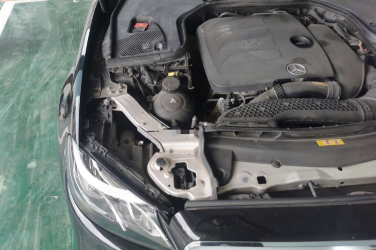 Used Mercedes-Benz E-Class 2020 E 300 L Sporty and Stylish Model Engine Bay Right