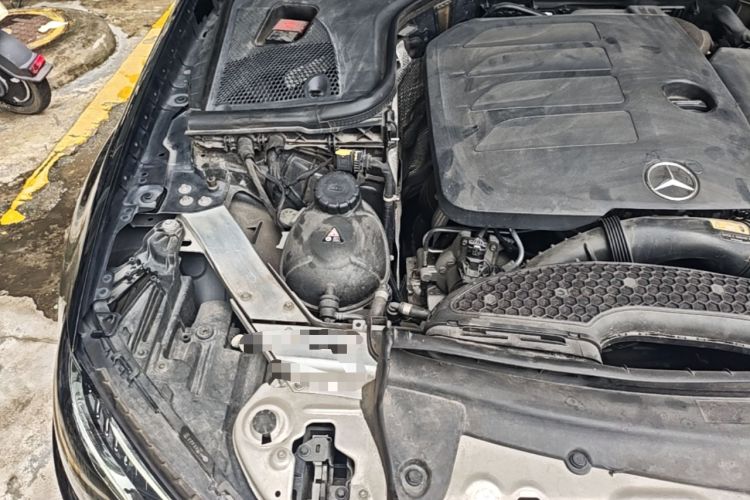 Used Mercedes-Benz E-Class 2020 Restyled E 300 L Sporty and Stylish Edition Engine Bay Right