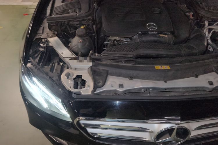 Used Mercedes-Benz E-Class 2020 E 300 L Sporty and Stylish Model Engine Bay Right