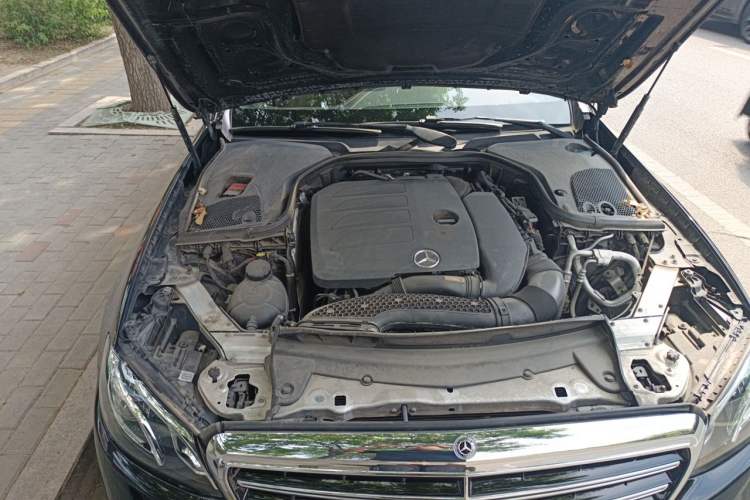 Used Mercedes-Benz E-Class 2020 Facelift E 300 L Stylish Edition Engine Bay Right