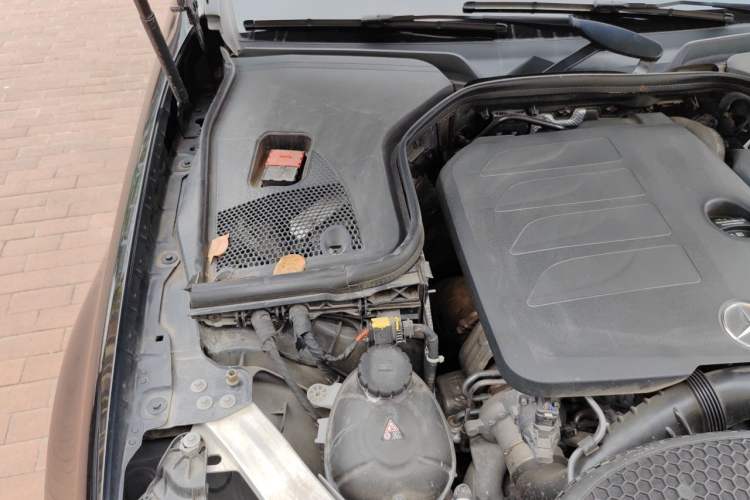 Used Mercedes-Benz E-Class 2020 Restyled E 300 L Sporty and Stylish Edition Engine Bay Right