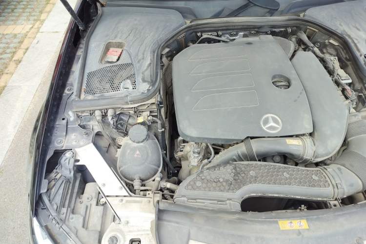 Used Mercedes-Benz E-Class 2020 Restyled E 300 L Sport Exclusive Edition Engine Bay Right