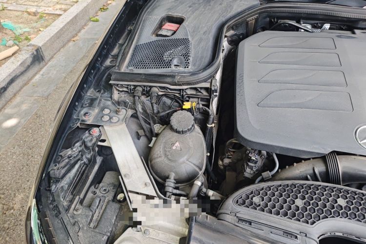 Used Mercedes-Benz E-Class 2020 E 300 L Luxury Model Engine Bay Right