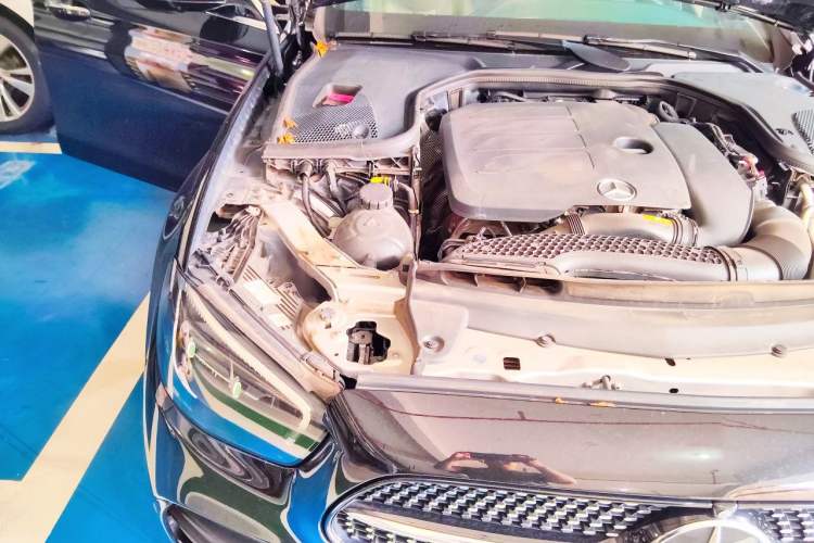 Used Mercedes-Benz E-Class 2020 Restyled E 300 L Sporty and Stylish Edition Engine Bay Right