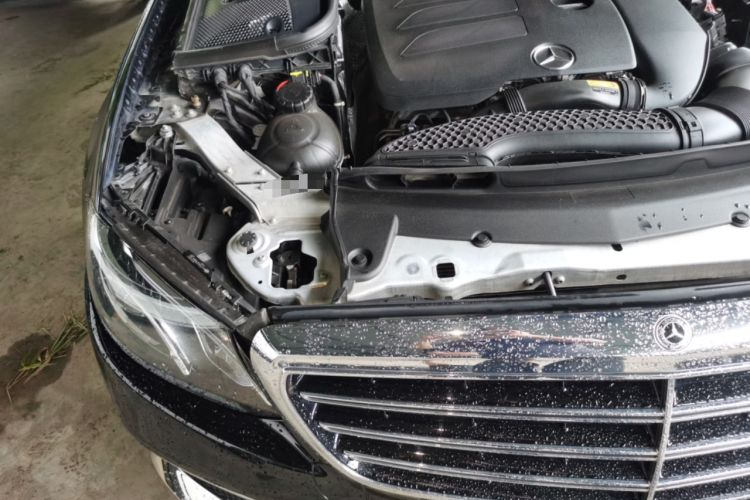 Used Mercedes-Benz E-Class 2020 Facelift E 260 L Engine Bay Right