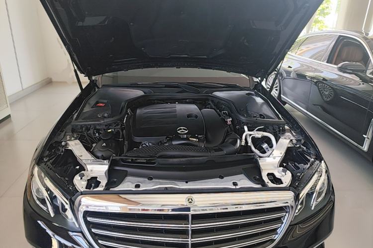 Used Mercedes-Benz E-Class 2020 Restyled E 300 L Exclusive Edition Engine Bay