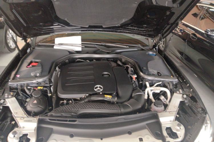 Used Mercedes-Benz E-Class 2020 E 260 L Engine Bay