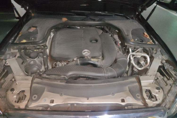 Used Mercedes-Benz E-Class 2020 E 300 L Luxury Model Engine Bay