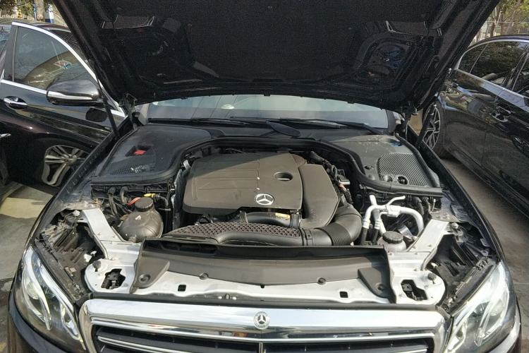 Used Mercedes-Benz E-Class 2020 Facelift E 260 L Engine Bay