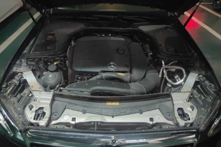 Used Mercedes-Benz E-Class 2020 Restyled E 300 L Exclusive Edition Engine Bay