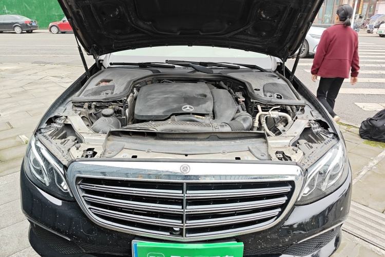 Used Mercedes-Benz E-Class 2020 E 300 L Stylish Model Engine Bay