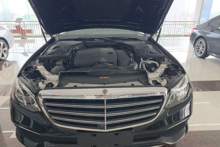 Used Mercedes-Benz E-Class 2020 Restyled E 300 L Sport Exclusive Edition Engine Bay