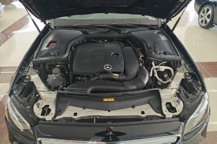 Used Mercedes-Benz E-Class 2020 Restyled E 300 L Sport Exclusive Edition Engine Bay