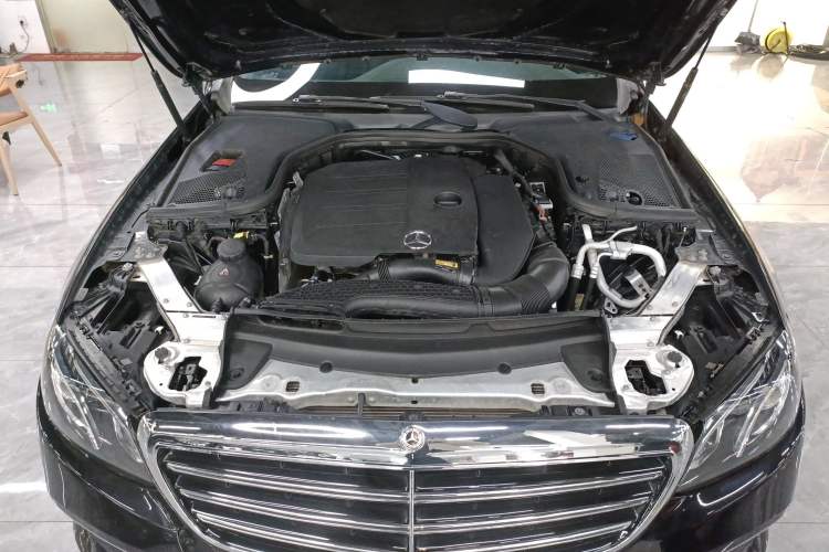 Used Mercedes-Benz E-Class 2020 Restyled E 300 L Sporty and Stylish Edition Engine Bay