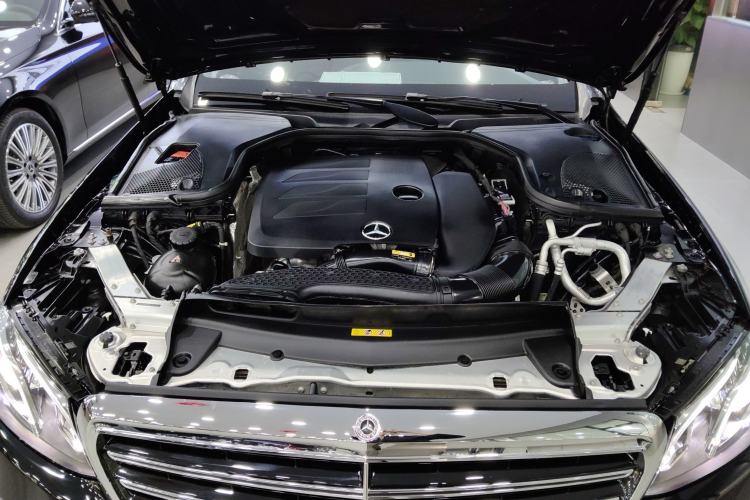Used Mercedes-Benz E-Class 2020 E 300 L Sport Luxury Edition Engine Bay