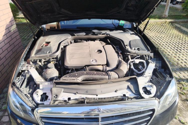 Used Mercedes-Benz E-Class 2020 E 300 L Luxury Model Engine Bay