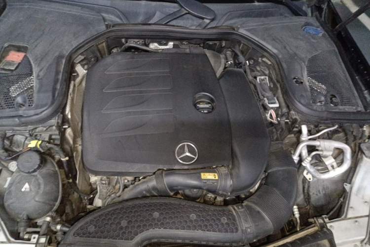 Used Mercedes-Benz E-Class 2020 Restyled E 300 L Exclusive Edition Engine Bay