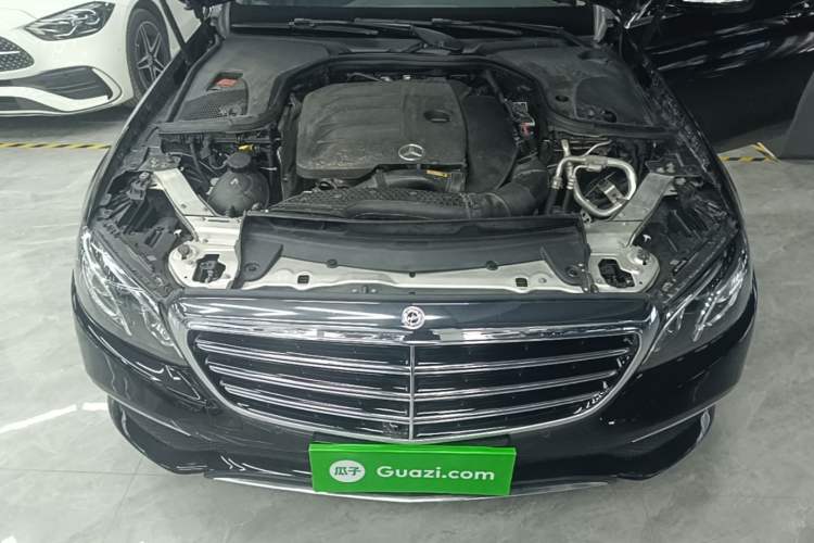 Used Mercedes-Benz E-Class 2020 E 300 L Luxury Model Engine Bay