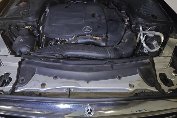 Used Mercedes-Benz E-Class 2020 Restyled E 300 L Exclusive Edition Engine Bay