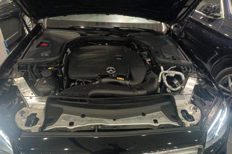 Used Mercedes-Benz E-Class 2020 Restyled E 300 L Sporty and Stylish Edition Engine Bay