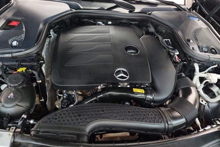 Used Mercedes-Benz E-Class 2020 E 300 L Luxury Model Engine Bay