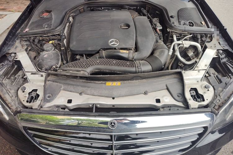 Used Mercedes-Benz E-Class 2020 Restyled E 300 L Exclusive Edition Engine Bay