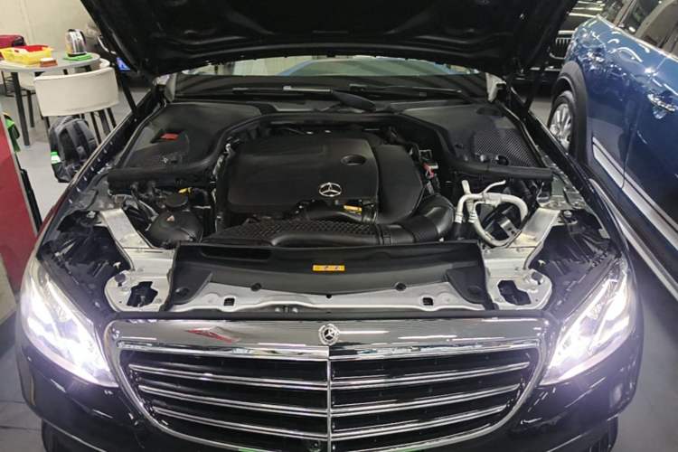 Used Mercedes-Benz E-Class 2020 E 300 L Stylish Model Engine Bay