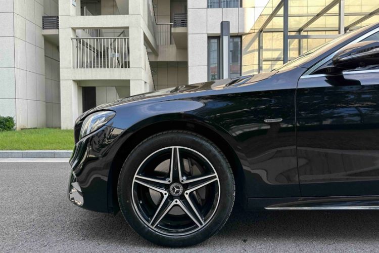 Used Mercedes-Benz E-Class 2020 Restyled E 300 L Sport Exclusive Edition Exterior 1