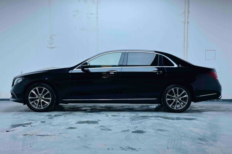 Used Mercedes-Benz E-Class 2020 E 260 L Exterior 1
