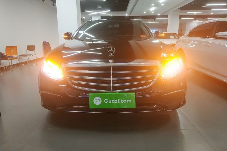 Used Mercedes-Benz E-Class 2020 E 300 L Luxury Model Exterior 1
