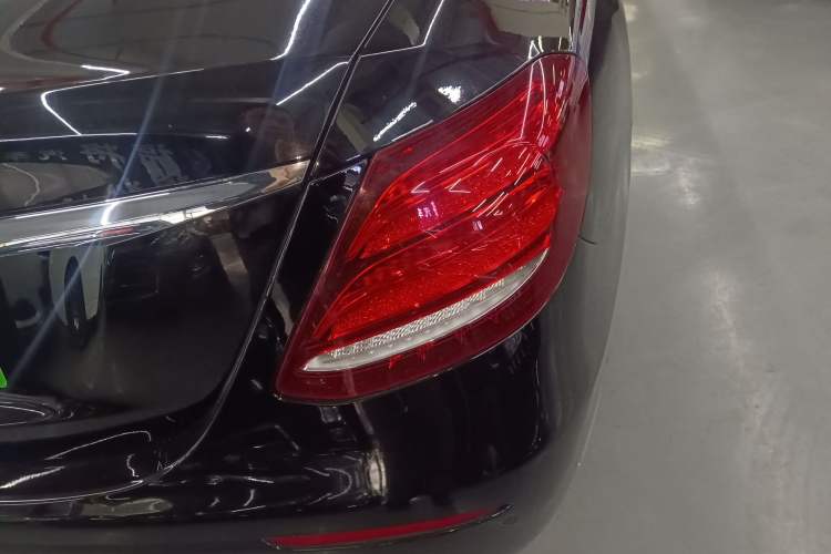 Used Mercedes-Benz E-Class 2020 Facelift E 300 L Stylish Edition Exterior 1