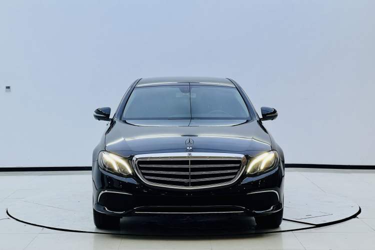 Used Mercedes-Benz E-Class 2020 Facelift E 300 L Stylish Edition Exterior 1