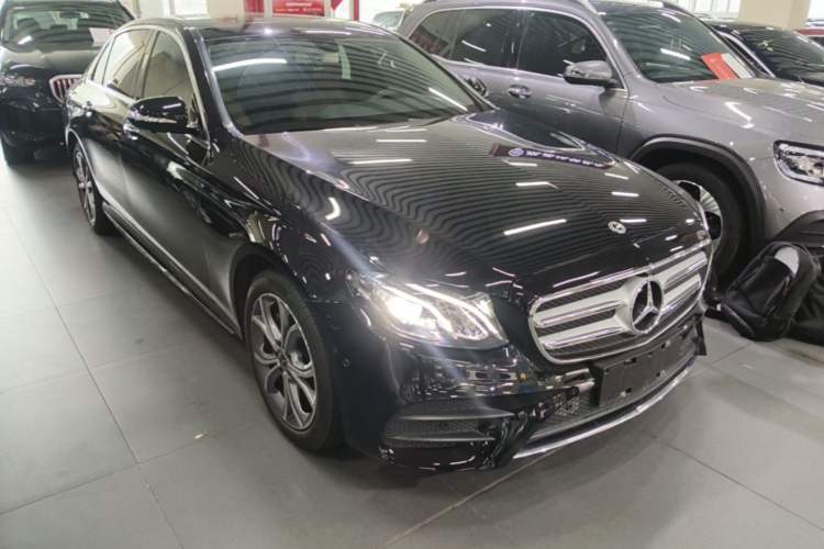 Used Mercedes-Benz E-Class 2020 Restyled E 300 L Sporty and Stylish Edition Exterior 1
